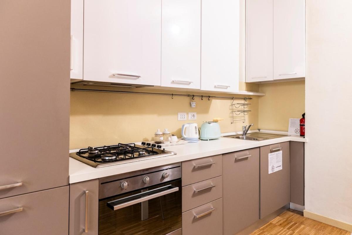 Easy Central Flat Milano Esterno foto